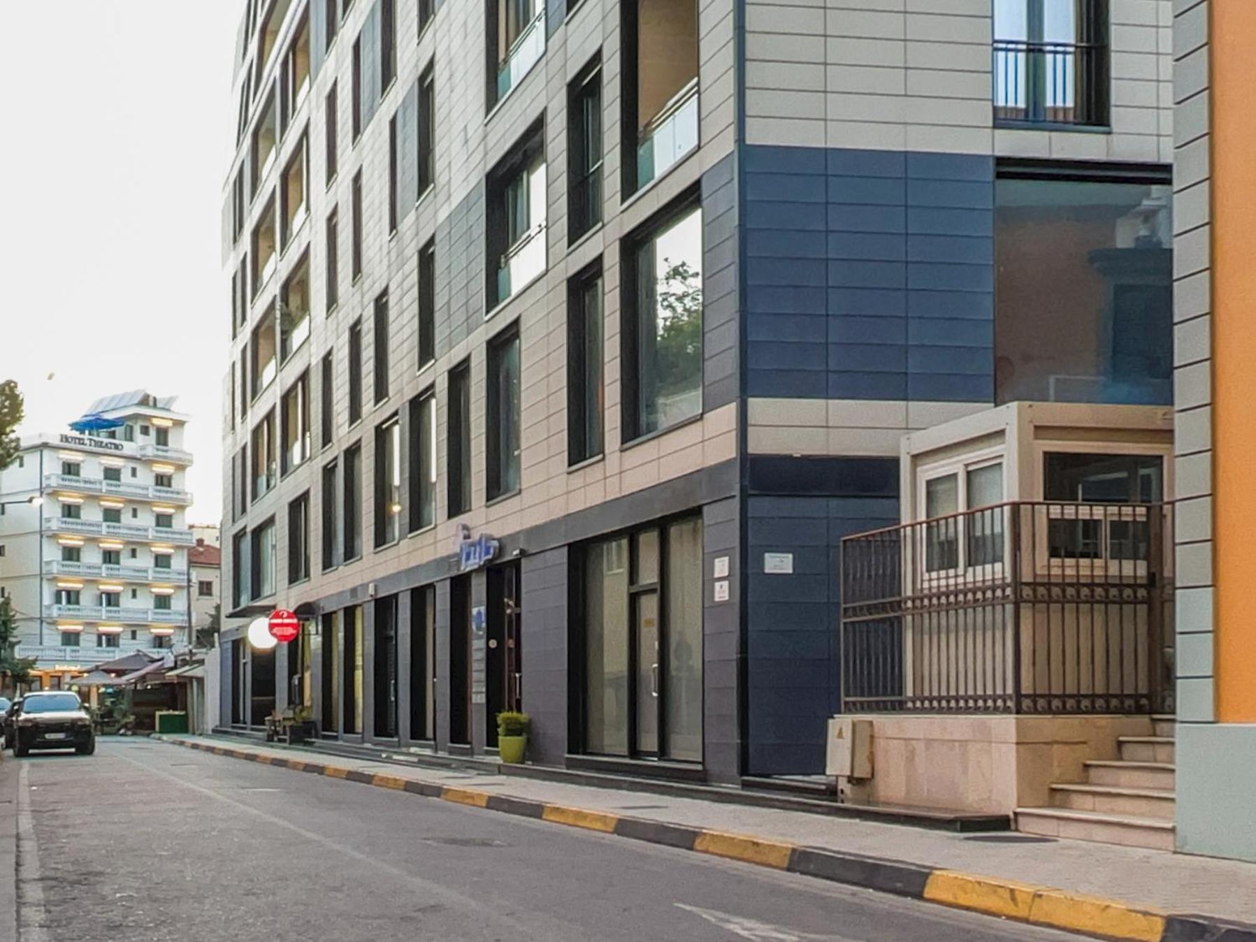 Downtown Grand Comfort Tirana Exterior foto