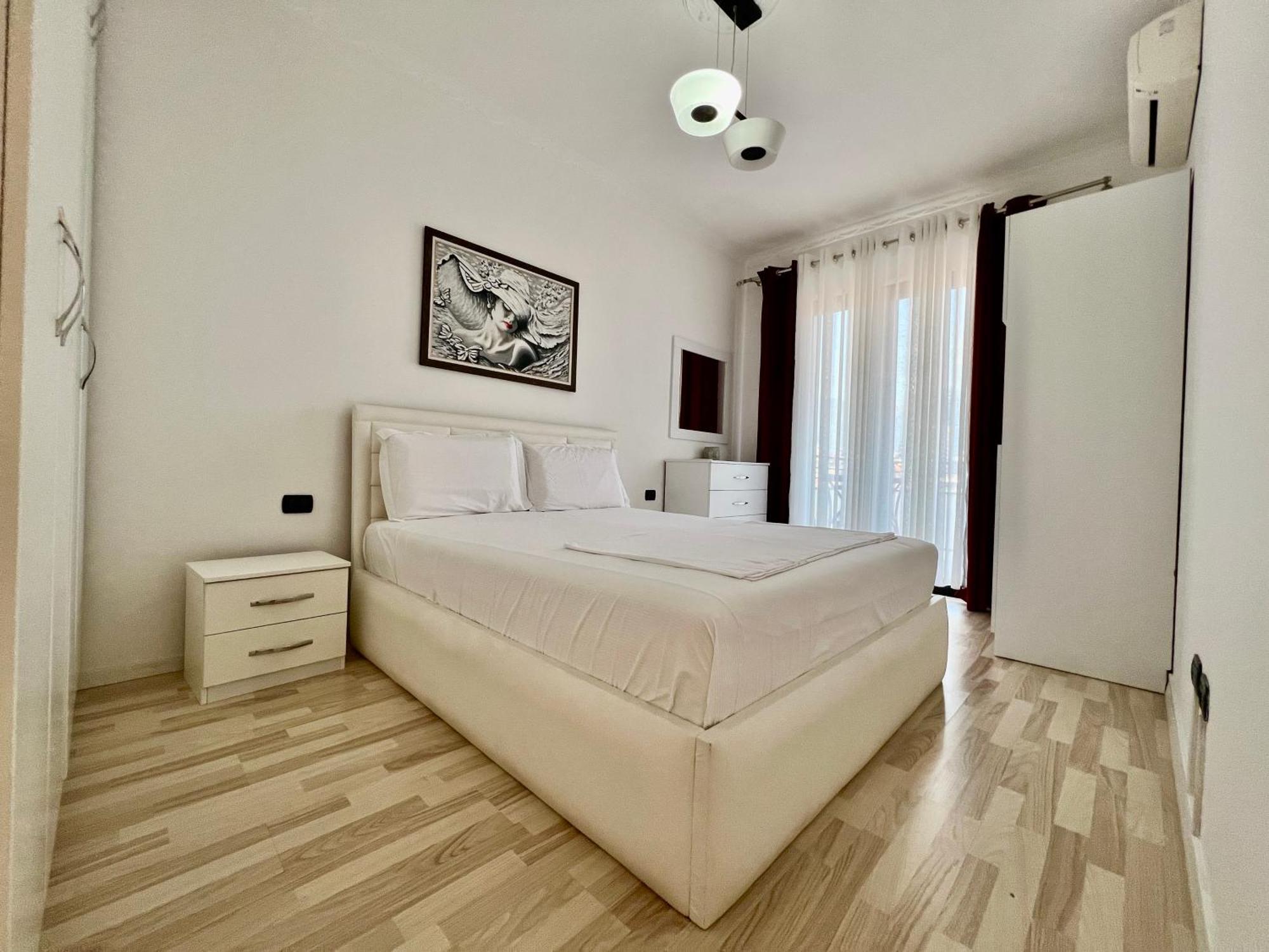 Downtown Grand Comfort Tirana Exterior foto